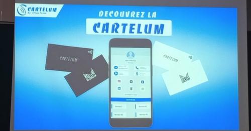 Adieu les cartes de visite en papier : La révolution digitale s'invite dans le monde professionnel !