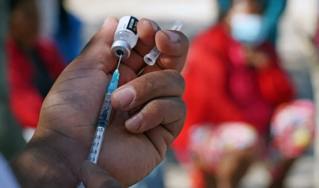 La Côte d'Ivoire intègre le vaccin antipaludique dans son programme de vaccination infantile