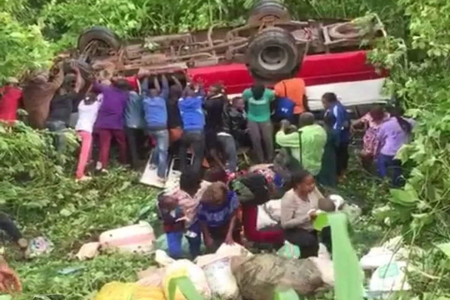 Nouveau drame sur la route à Bafang : un bus percute un véhicule et fait plusieurs blessés